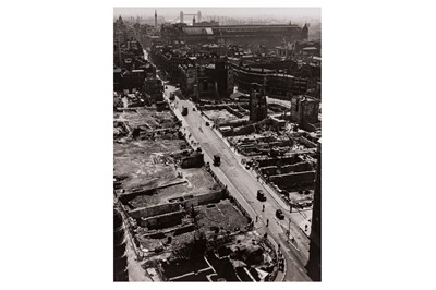 Lot 191 - Wolfgang Suschitzky (1912-2016)