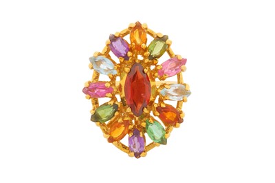 Lot 176 - A GEMSTONE SET RING