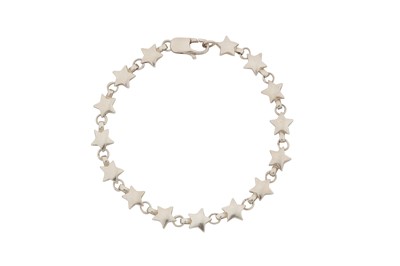 Lot 271 - TIFFANY & CO | A STAR BRACELET