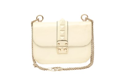 Lot 474 - Valentino White Rockstud Small Glam Lock Bag