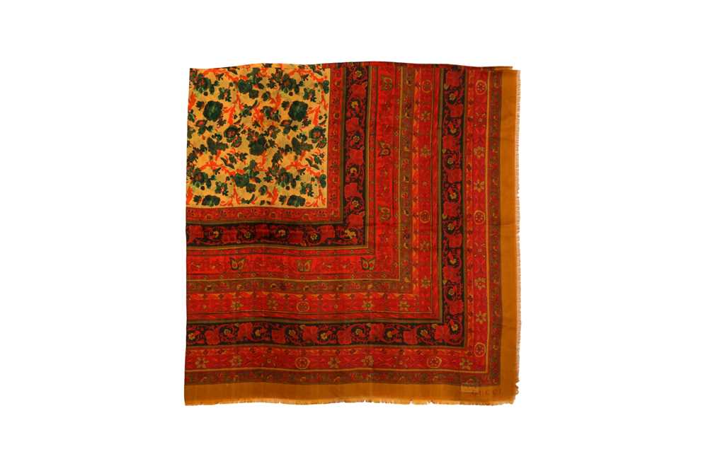 Lot 37 - Gucci Garden First Bloom Print Silk Scarf