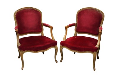 Lot 375 - A PAIR OF 19TH CENTURY LOUIS XV STYLE BEECHWOOD FAUTEUILS