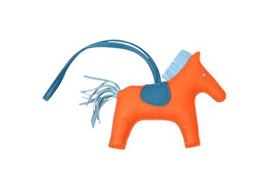 Lot 19 - Hermes Feu Milo Rodeo Charm MM