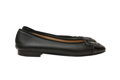 Lot 591 - Chanel Black CC Ballet Flat - Size 36