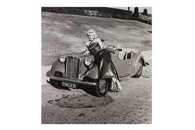 Lot 286 - Frank Worth (1923-2000)