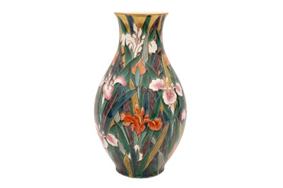 Lot 54 - A JAPANESE KUTANI 'IRIS' VASE
