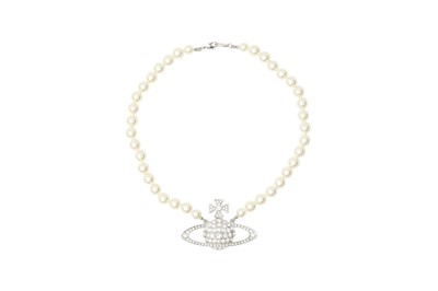Lot 487 - Vivienne Westwood Pearl Bas Relief Choker