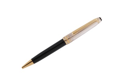 Lot 95 - A MONTBLANC DOUE SOLITAIRE BALLPOINT PEN
