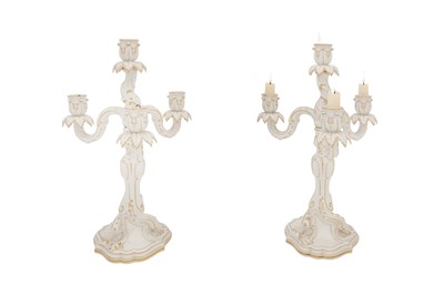 Lot 193 - A PAIR OF MEISSEN PORCELAIN ROCOCO STYLE PARCEL GILT CANDELABRA