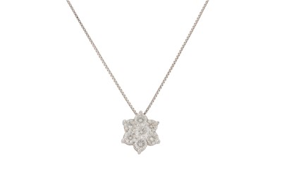 Lot 280 - A DIAMOND PENDANT NECKLACE