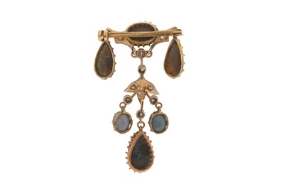 Lot 43 - AN OPAL AND DIAMOND BROOCH