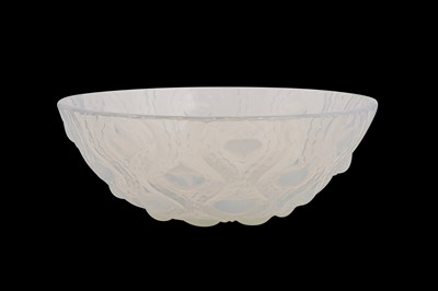 Lot 22 - RENÉ LALIQUE (FRENCH 1860-1945)
