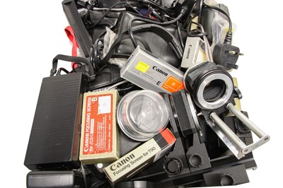 Lot 372 - A Large Selection of Canon EOS Accessories.