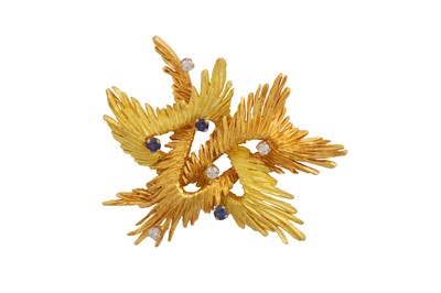 Lot 104 - A DIAMOND AND SAPPHIRE SPRAY BROOCH, CIRCA 1966
