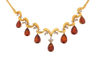 Lot 173 - A CITRINE AND DIAMOND FRINGE NECKLACE