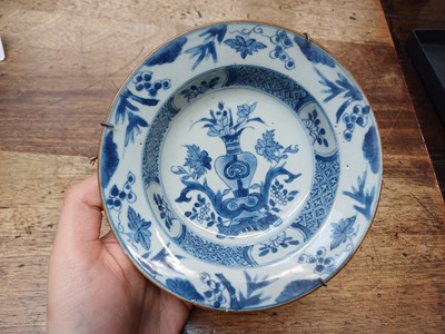 Lot 421 - THREE CHINESE BLUE AND WHITE PIECES