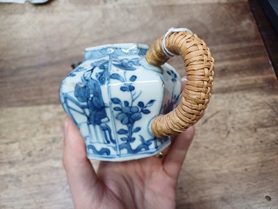 Lot 421 - THREE CHINESE BLUE AND WHITE PIECES