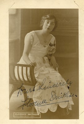 Lot 29 - Autograph Album.- Vintage Actors and Entertainers