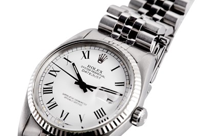 Lot 406 - ROLEX. AN OYSTER PERPETUAL DATEJUST WRISTWATCH