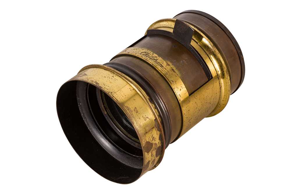 Lot 7 - A Jules Vogel Philadelphia Waterhouse Stop Brass Petzal Portrait Lens