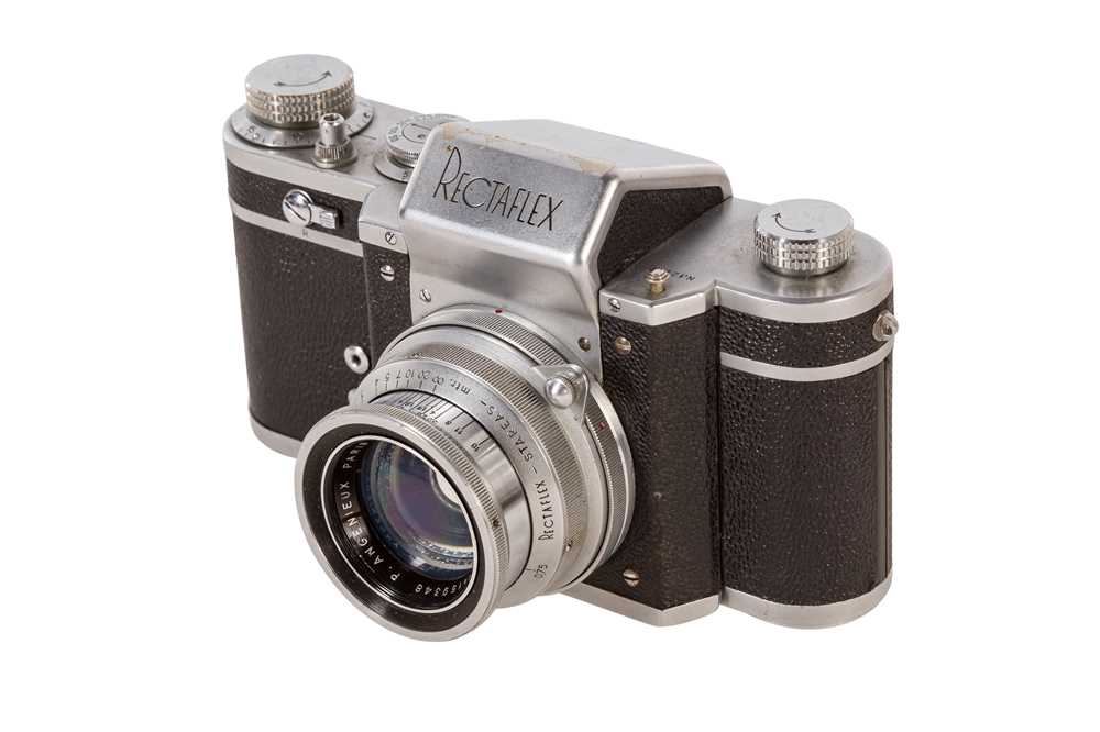 Lot 190 - A Rectaflex 1000 Standard SLR Camera with Angenieux S1 Lens