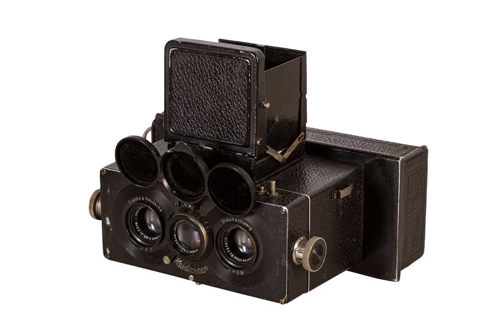 Lot 27 - A Rollei Heidoscop Stereoscopic Camera