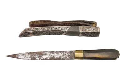 Lot 338 - A 19TH CENTURY TIBETAN DAGGER