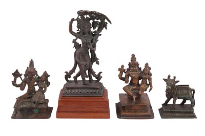 Lot 343 - A MISCELLANEOUS GROUP OF BRONZE HINDU AND BUDDHIST STATUETTES