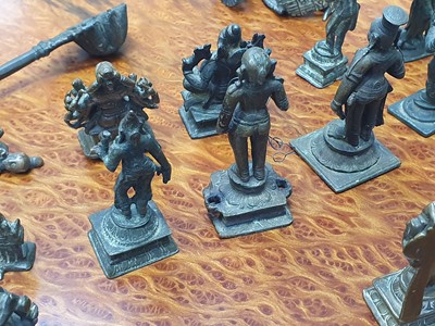 Lot 343 - A MISCELLANEOUS GROUP OF BRONZE HINDU AND BUDDHIST STATUETTES