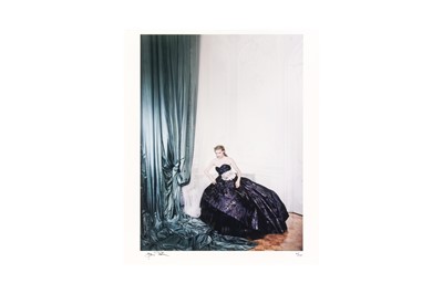 Lot 167 - MARIO TESTINO OBE (PERUVIAN B. 1954)