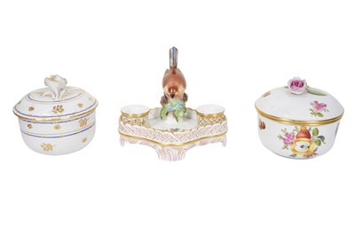 Lot 190 - THREE HEREND PORCELAIN ITEMS