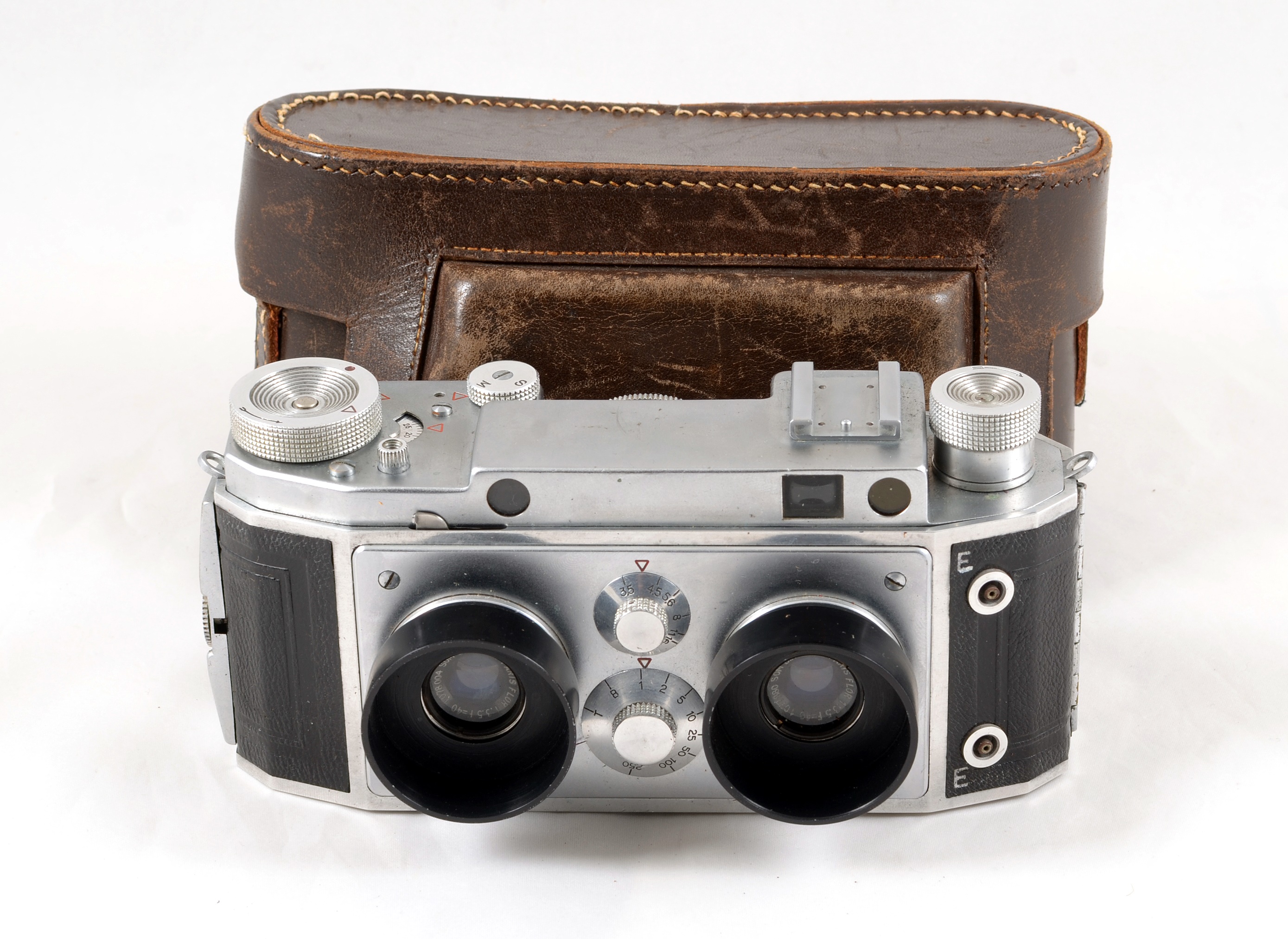Lot 467 - Jules Richard Verascope F40 35mm Stereo