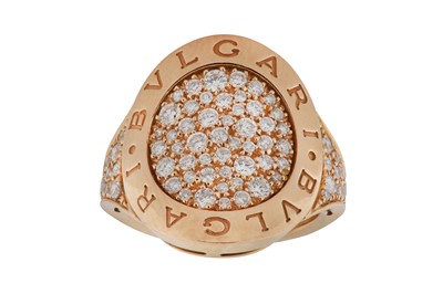 Lot 149 - A DIAMOND BULGARI RING