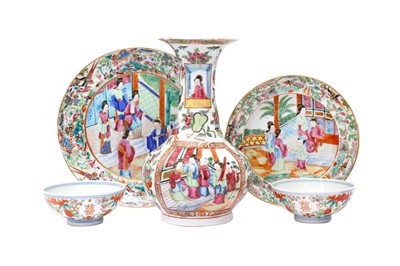 Lot 478 - A GROUP OF CHINESE EXPORT PORCELAIN