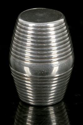 Lot 303 - A fine antique George III Solid Sterling...