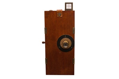 Lot 562 - A Very Large Cine Camera Model