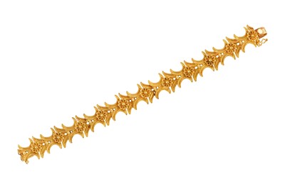Lot 88 - AN ARTICULATED FLORAL BRACELET