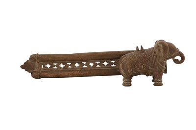 Lot 148 - A 18TH-19TH CENTURY MUGHAL INDIAN BRASS PEN CASE