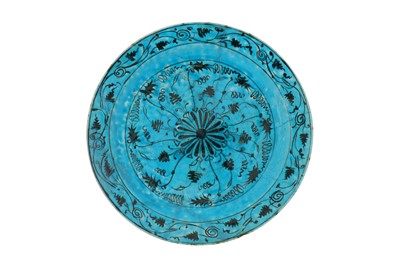 Lot 55 - A LARGE 16TH-17TH CENTURY PERSIAN SAFAVID KUBACHI TURQUOISE DISH