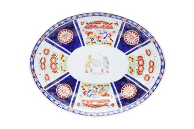 Lot 476 - A CHINESE EXPORT ARMORIAL OVAL DISH FOR THE INDIAN MARKET