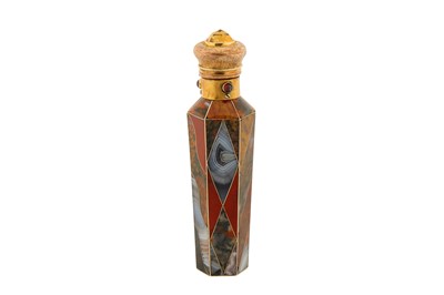 Lot 20 - A Victorian unmarked gold and Scottish agate scent bottle, Edinburgh circa 1870, retailed by Marshall and Sons