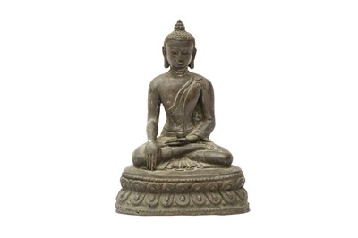 Lot 543 - A TIBETAN BRONZE FIGURE OF BUDDHA SHAKYAMUNI