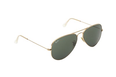 Lot 278 - Rayban Gold Unisex Large Classic Aviator Sunglasses