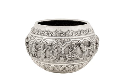 Lot 103 - An early 20th century Anglo – Indian silver bowl, Lucknow circa 1920