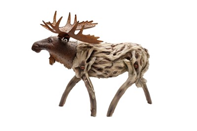 Lot 375 - AN IRON AND RESIN SCULPTURE OF A MOOSE