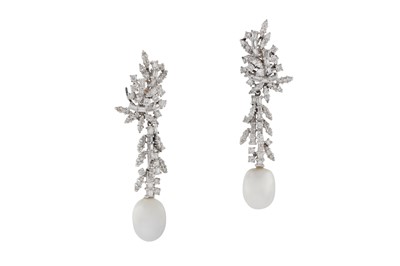 Lot 84 - A PAIR OF CULTURED PEARL AND DIAMOND PENDENT EARRINGS