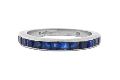 Lot 43 - A SAPPHIRE HALF-ETERNITY RING