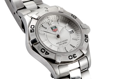 Lot 372 - TAG HEUER AQUARACER BRACELET WATCH