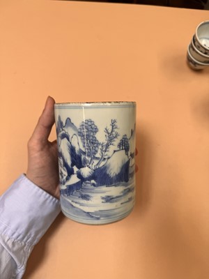 Lot 430 - A CHINESE BLUE AND WHITE 'LANDSCAPE' BRUSH POT, BITONG