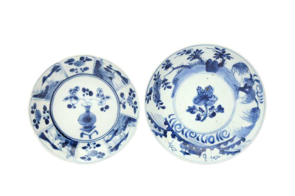 Lot 425 - TWO SMALL CHINESE BLUE AND WHITE DISHES